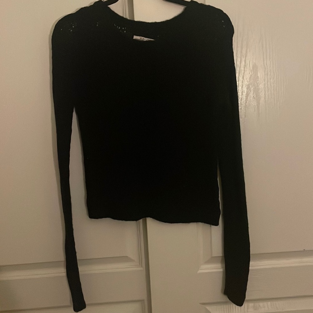 Long Sleeve Navy Blue Abercrombie & Fitch Brand Knitted Top.